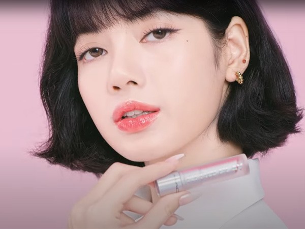 彩妆|mac loves lisa推出新款口红glow play系列!