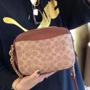 关晓彤同款coach蔻驰signature老花相机包焦糖色