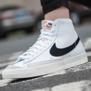 NIKE耐克Blazer Mid Rebel大童款高帮运动鞋 NIKE耐克Blazer Mid Rebel大童款高帮运动鞋