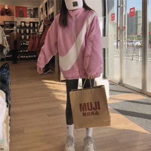 Nike Sportswear双面穿大勾羊羔毛外套 Nike Sportswear双面穿大勾羊羔毛外套