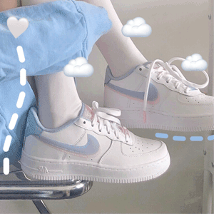 NIKE Force 1 LV8双勾粉蓝中童空军一号板鞋 NIKE Force 1 LV8双勾粉蓝中童空军一号板鞋