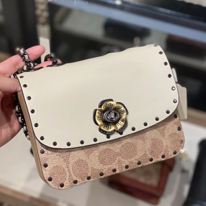 Coach蔻驰Madison Signature复山古茶花 Coach蔻驰Madison Signature复山古茶花