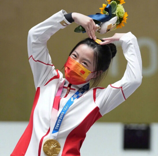 23.8元包邮！奥运会同款 高颜值防护口罩 40片