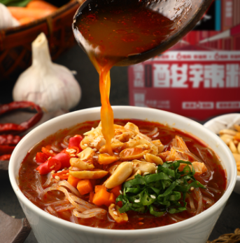 18.9元包邮！食人族 酸辣粉3桶+重庆小面3桶
