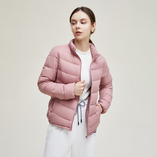 99元包邮！雪中飞 防水溅轻暖女羽绒服外套