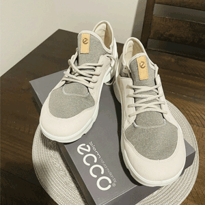 Ecco 爱步 Biom Street 健步街头系列 女士系带休闲鞋 Ecco 爱步 Biom Street 健步街头系列 女士系带休闲鞋
