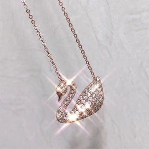 Swarovski施华洛世奇 玫瑰金小天鹅项链 Swarovski施华洛世奇 玫瑰金小天鹅项链