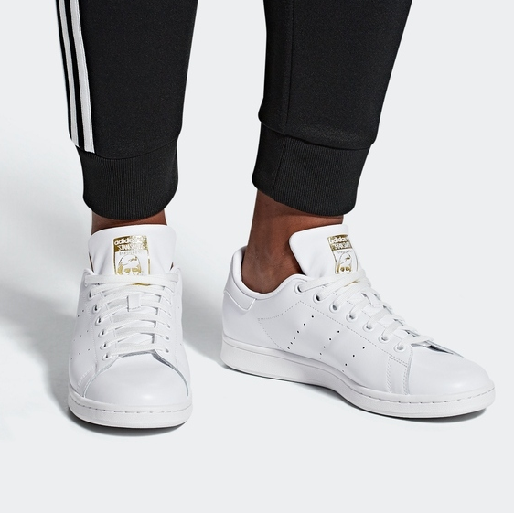 【232元/双】464元包邮！adidas阿迪达斯 三叶草男女款金标运动鞋*2件