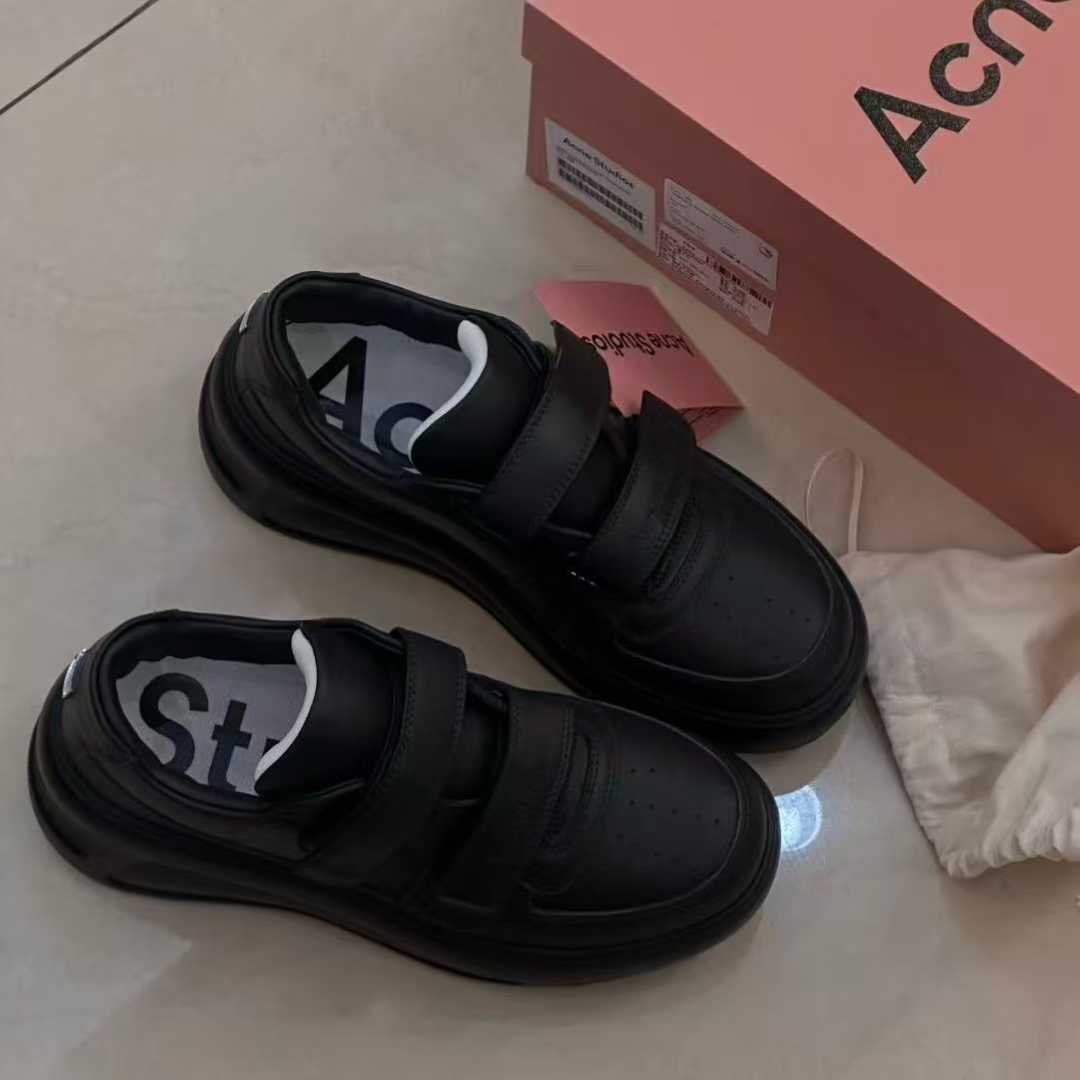Acne Studios厚底魔术贴运动鞋45折特惠,原价620美金/770加币，折后252美金/326加币- 拔草哦