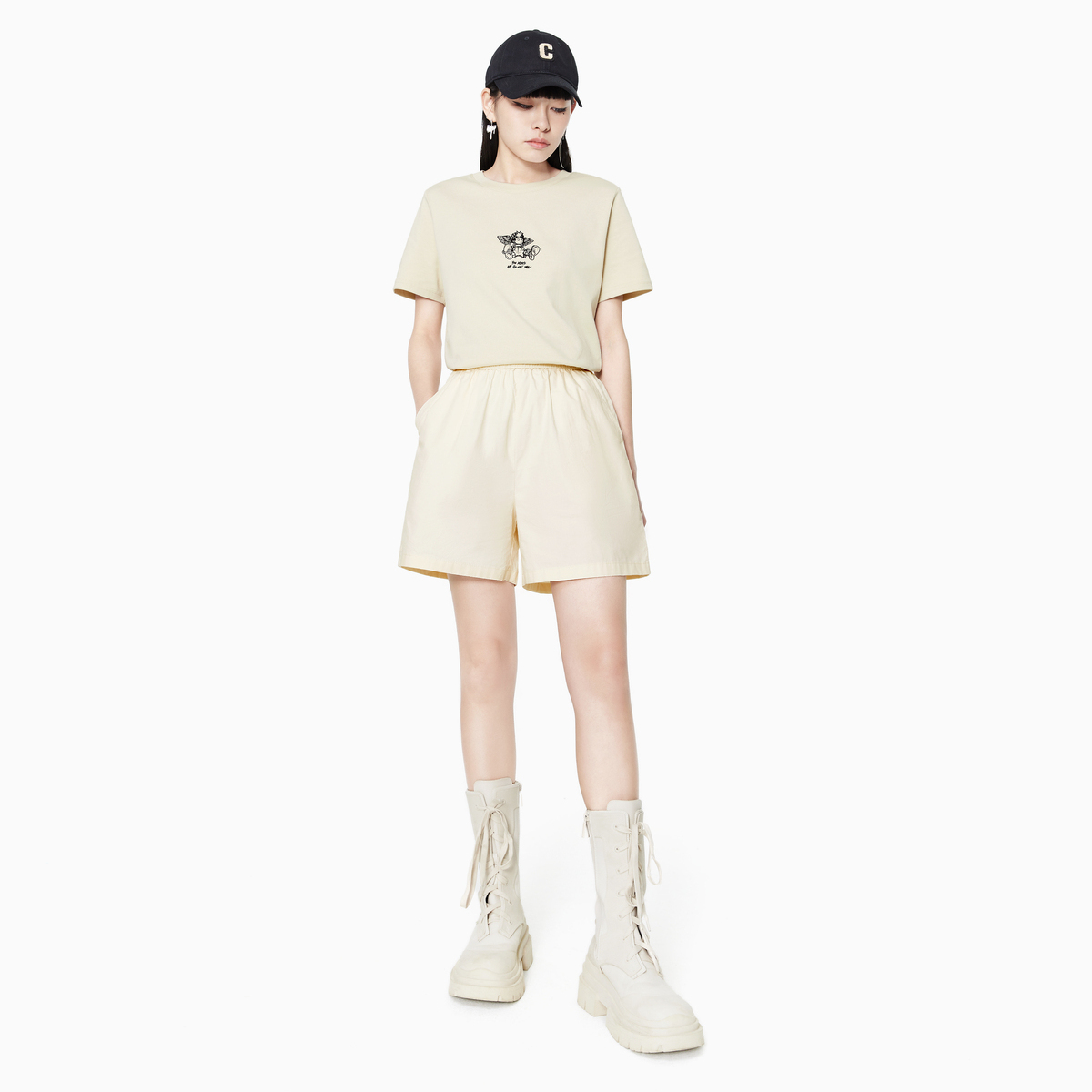A21女2022春夏短裤女宽松休闲运动设计感