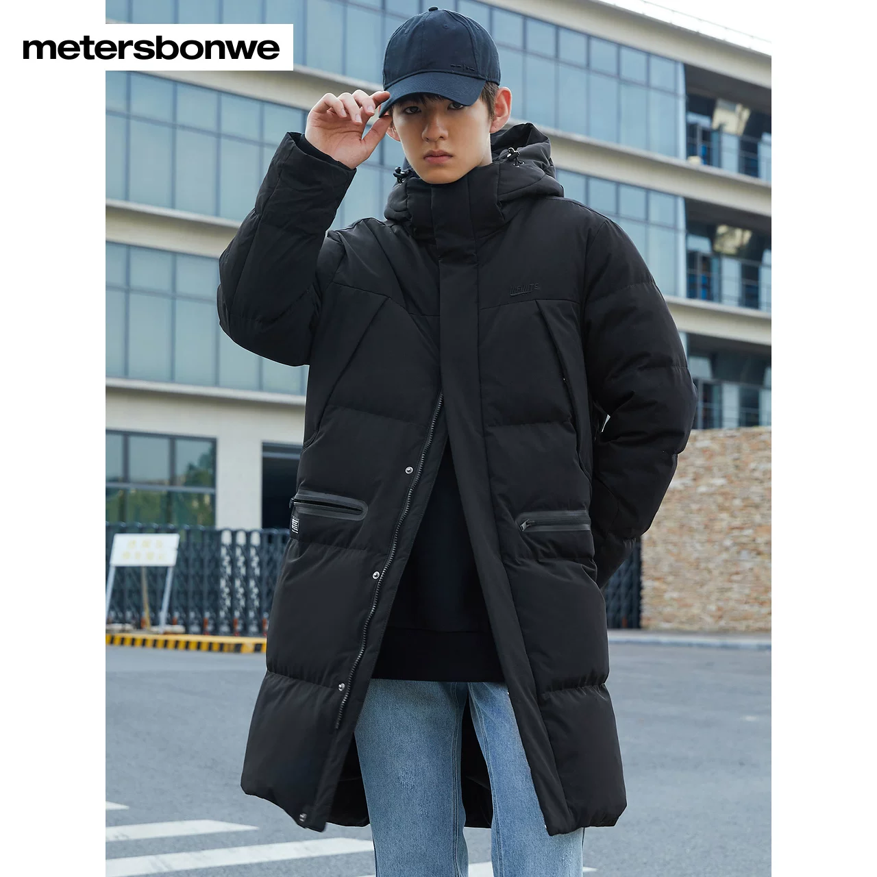 美特斯邦威男士连帽加厚保暖羽绒外套