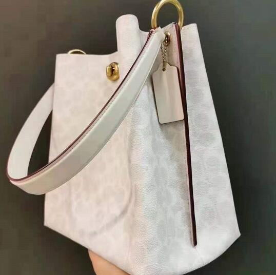 COACH 蔻驰Charlie Bucket 水桶包白色老花5折$187.5