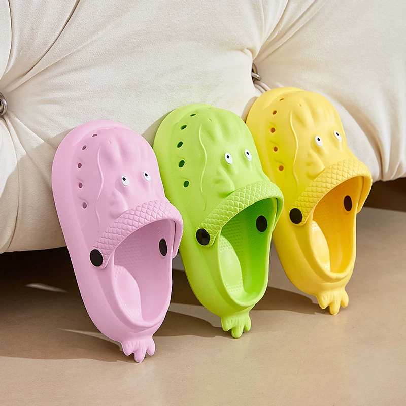 【漏】初轩潮牌儿童款夏季洞洞鞋