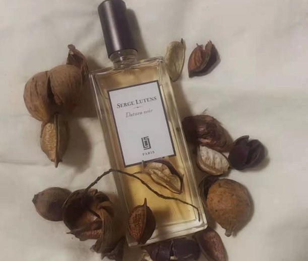 sergelutens芦丹氏黑色曼陀罗中性香水edp50ml新旧版本随机发货