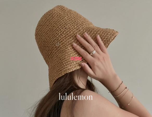 Lululemon crochet offers hat