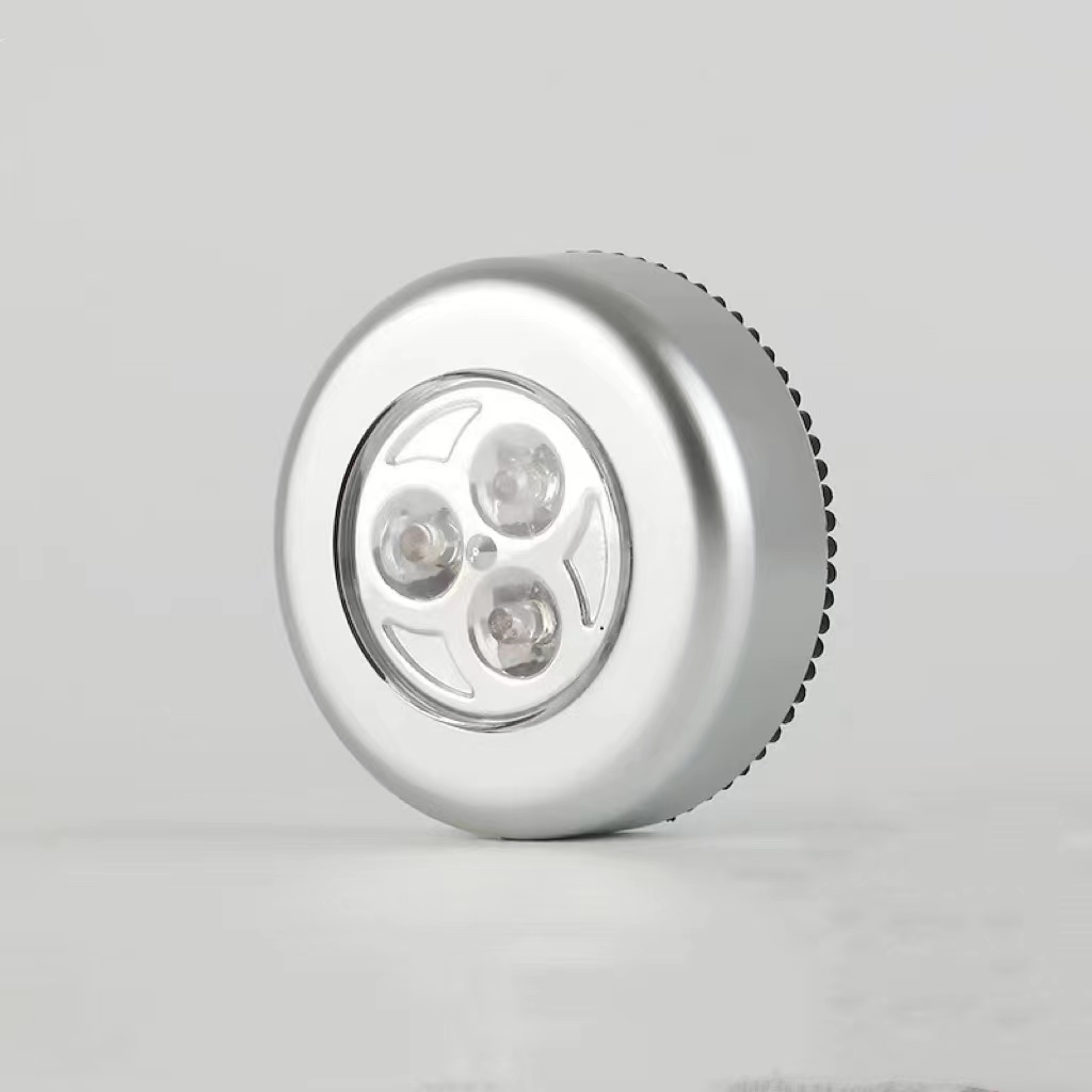 【特卖工厂】LED户外拍拍灯+3节电池