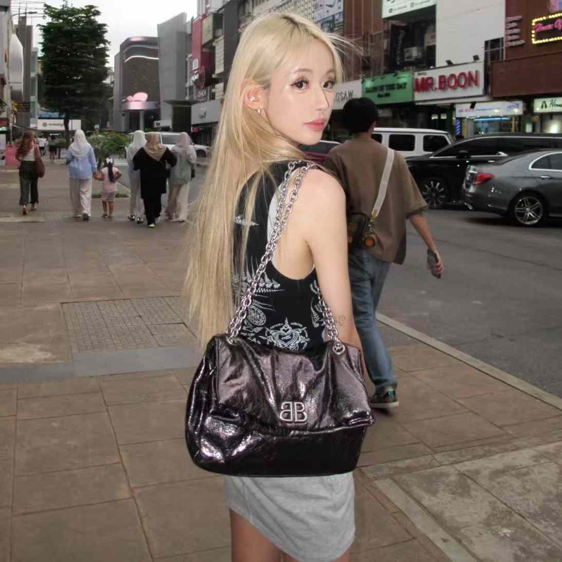 Balenciaga中号Monaco链条包5折优惠