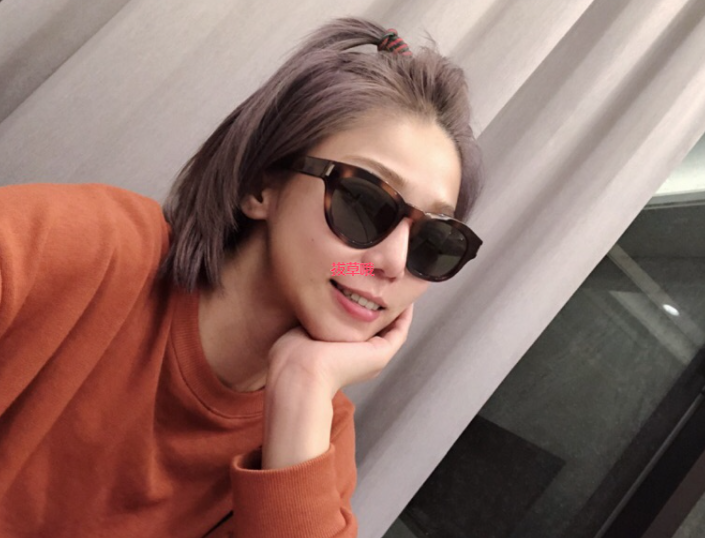 Saint Laurent 女款墨镜55mm SLM40FN,25折$99.99 - 拔草哦 display picture 1