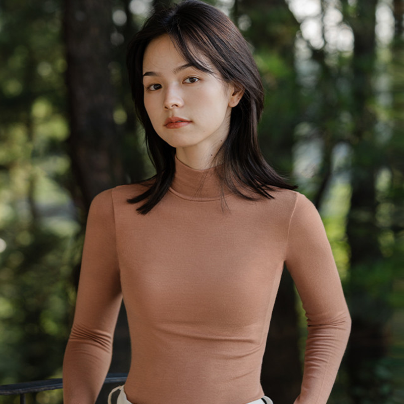 【第2件0元】靴下物打底衫女春内