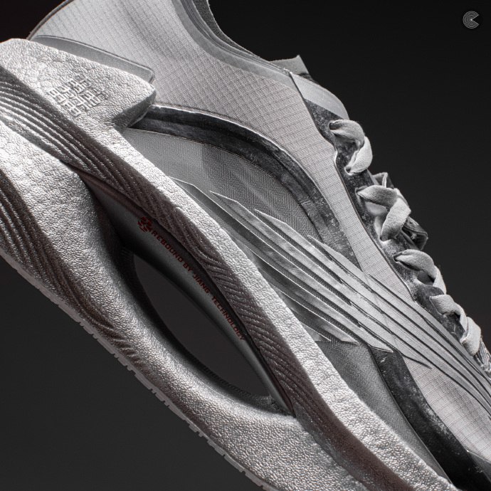 国货之光!李宁绝影跑鞋新配色今日发售