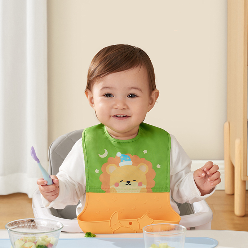 【十月结晶】婴儿防水吃饭围兜辅食围嘴