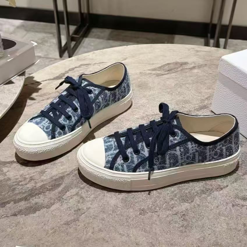 Dior牛仔老花款Walk'n'Dior Platform Sneaker 73折美国免税优惠