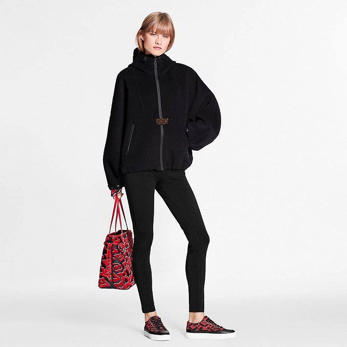 新品|奢侈品牌路易威登携手艺术家urs fischer打造全新老花图腾系列