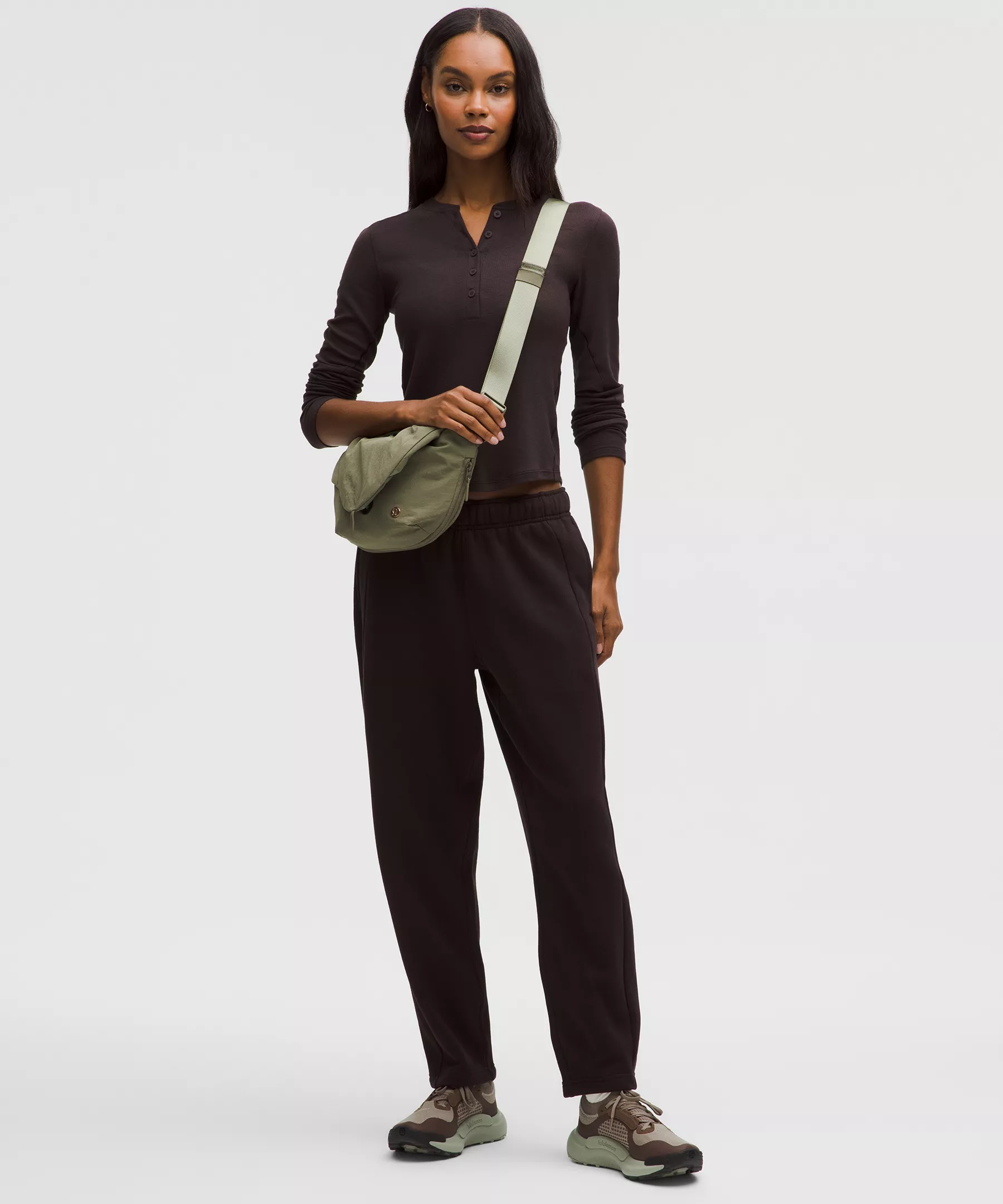 Lululemon Curved 单肩包 3L Bay Leaf ONE SIZE