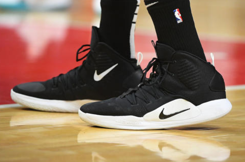 vii凯里-欧文:nike hyperdunk 2013 pe多雷尔-赖特:li-ning wade all