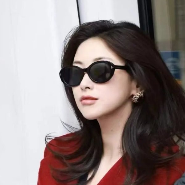 Tom Ford Lily-02 女士猫眼墨镜 55mm朱珠同款棕色