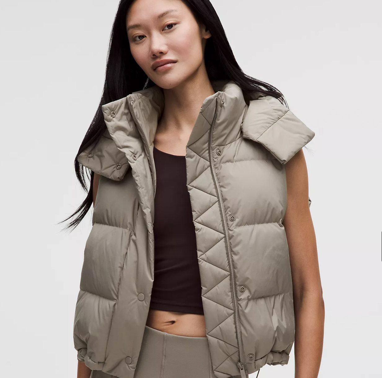 Lululemon 暖褐灰Wunder Puff四格羽绒马甲74折促销