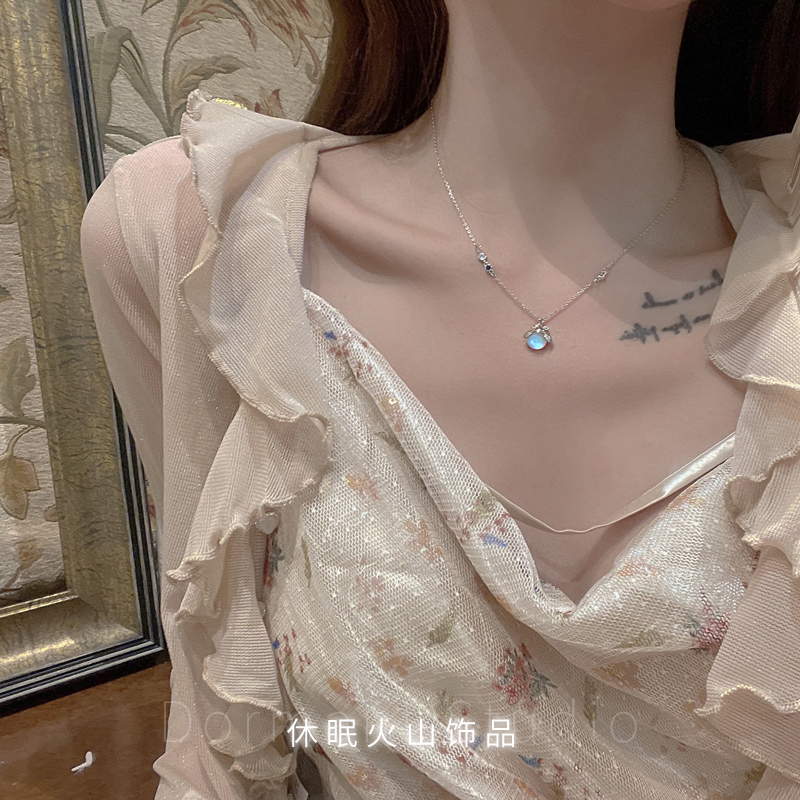 【休眠火山】心动萤火复古巴洛克锁骨链