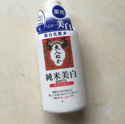 美人肌纯米米糠美白化妆水130ml 776日元 约 49 拔草哦