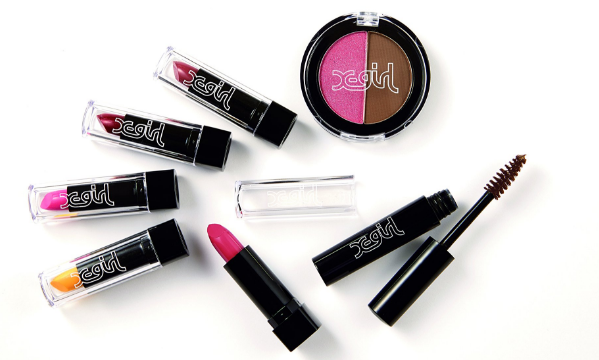 Mini 7月号附赠豪华彩妆7件套 780日元 约 45 25积分 拔草哦