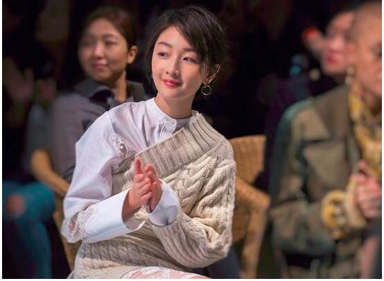 周冬雨二月大秀同款burberry巴宝莉毛衣