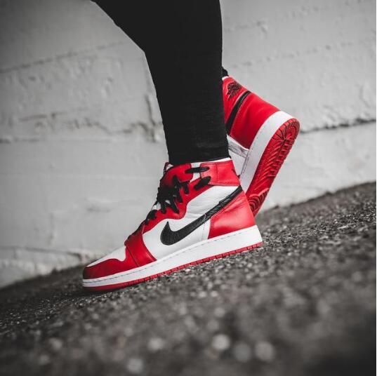 Air Jordan 1 Rebel XX OG“Chicago”配色女鞋,预定5.5码$145 - 拔草哦