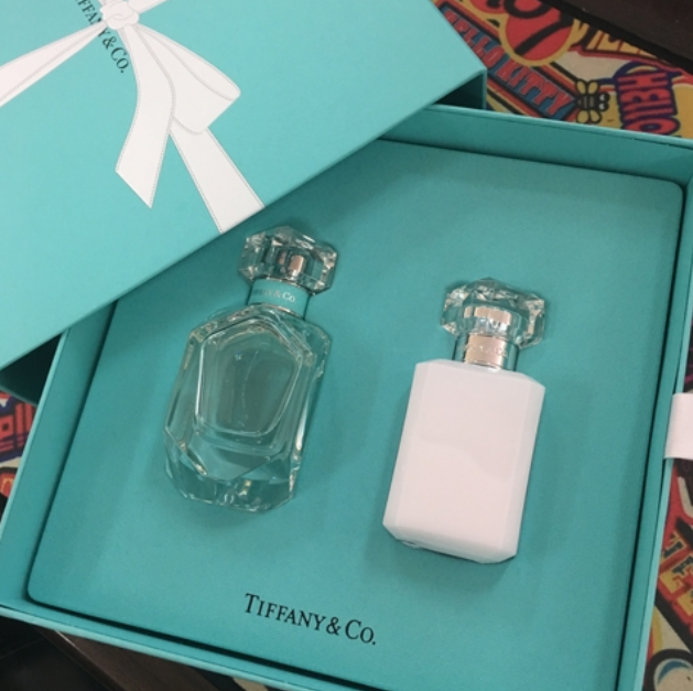 Tiffany蒂芙尼合作款钻石瓶香水礼盒（香水50ml+身体乳100ml