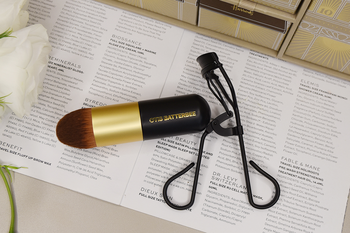 Otis Batterbee Eyelash Curler and Blusher Brush