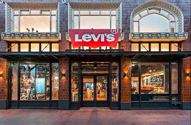 levis二季度销售额下跌62全球裁员700个工作岗位