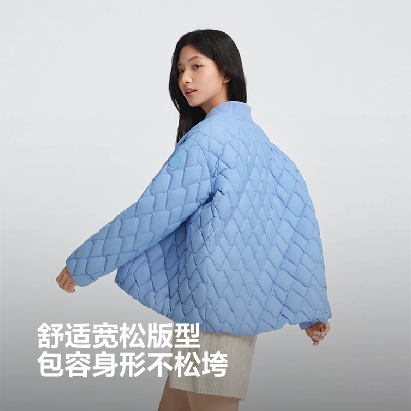 波司登女轻薄羽绒服