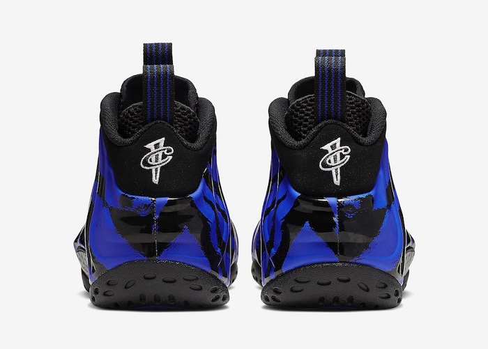 本日特価】 美品 Tiger Foamposite Memphis NIKE AIR - FORMPOSITE