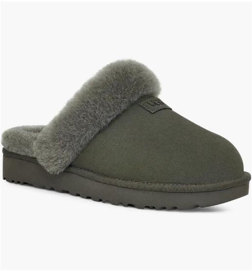 UGG 毛毛拖鞋