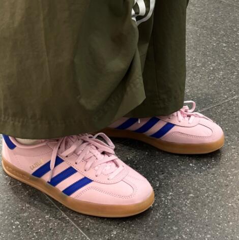 Adidas 粉蓝色 Gazelle