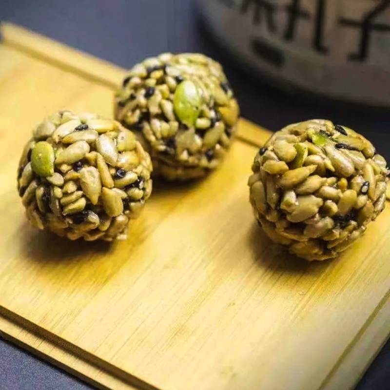 坚果丸子瓜子酥小包装 60包