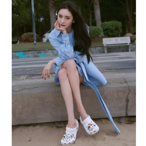 好过2双组合价！Crocs 经典洞洞鞋
