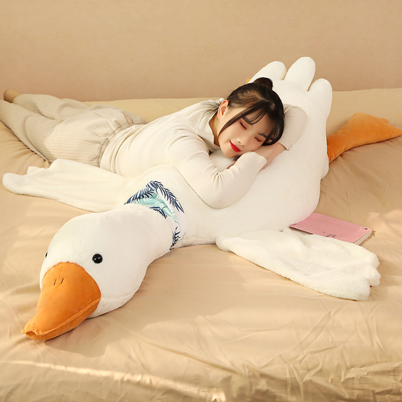 可爱大白鹅毛绒抱枕玩偶玩具