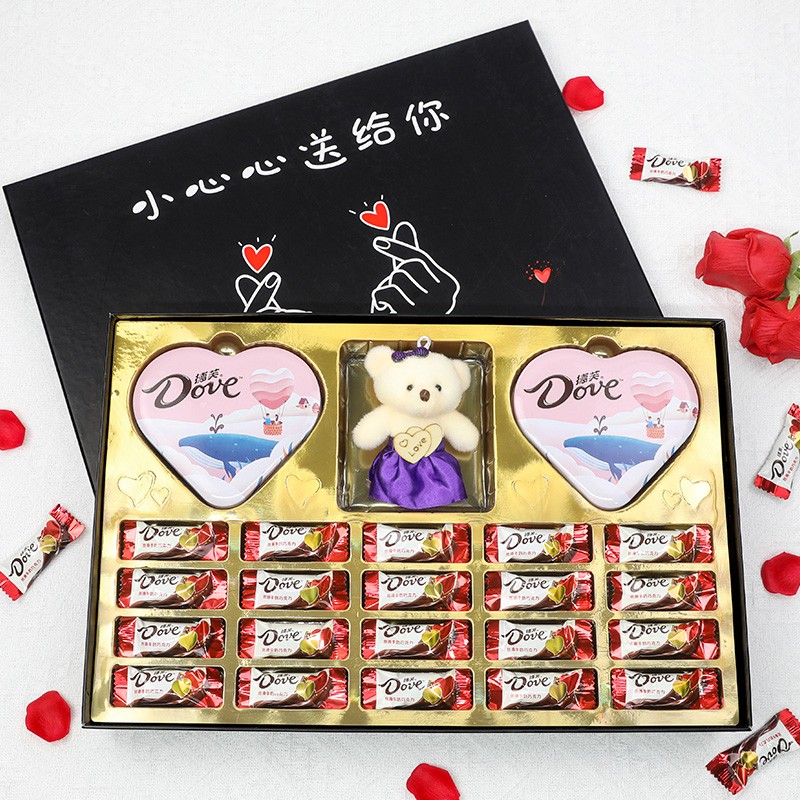 【旗舰店】德芙（Dove）巧克力小心心礼盒（4.5g*32粒+小熊）