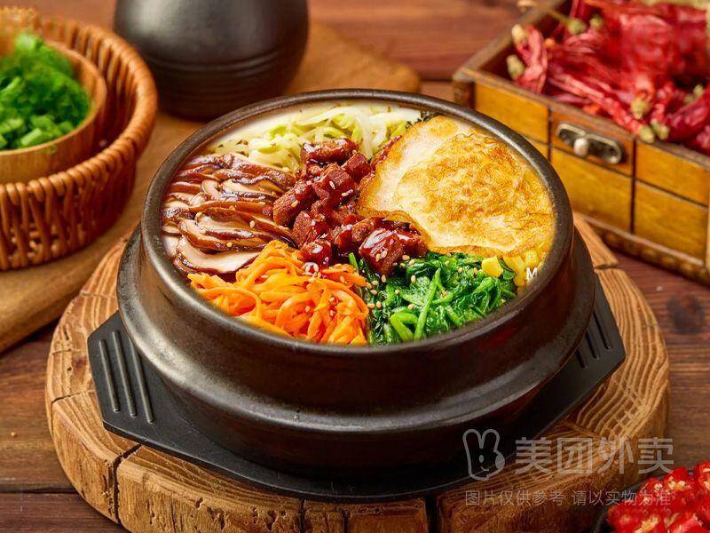 秘制烤牛肉石锅拌饭套餐，券后价仅需17.60元