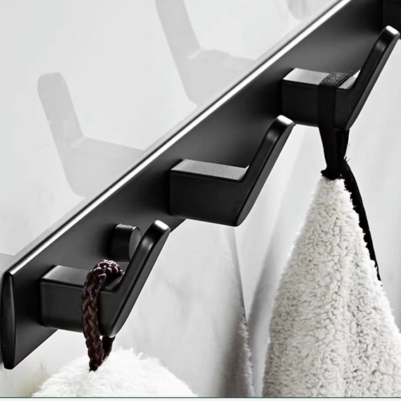 轻奢风高端浴室壁挂排钩