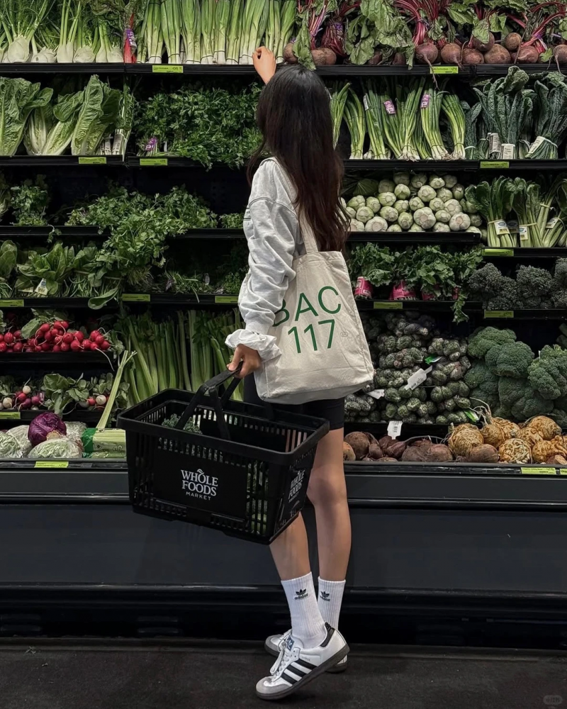 Adidas Samba 黑白色经典断货王地心价52折